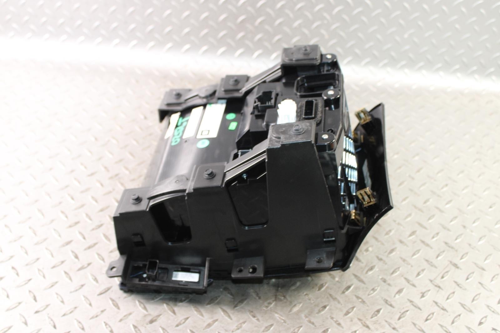 16-19 XTS OEM Black Silver Radio Stereo Display Screen Control Trim Panel Unit