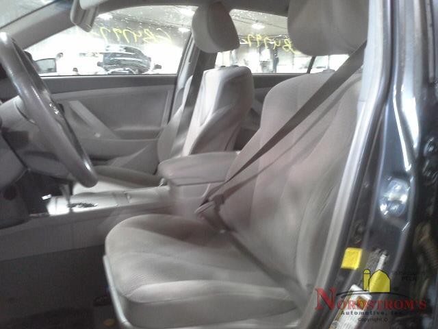 2011 Toyota Camry RADIO AM-FM CD,86120-06700