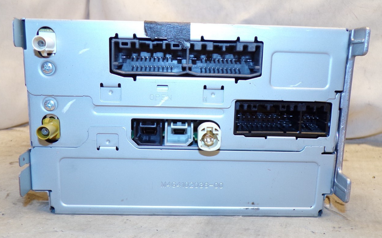 13 Chrysler 300 Radio Cd MP3 RB5 P05091367AH B1016