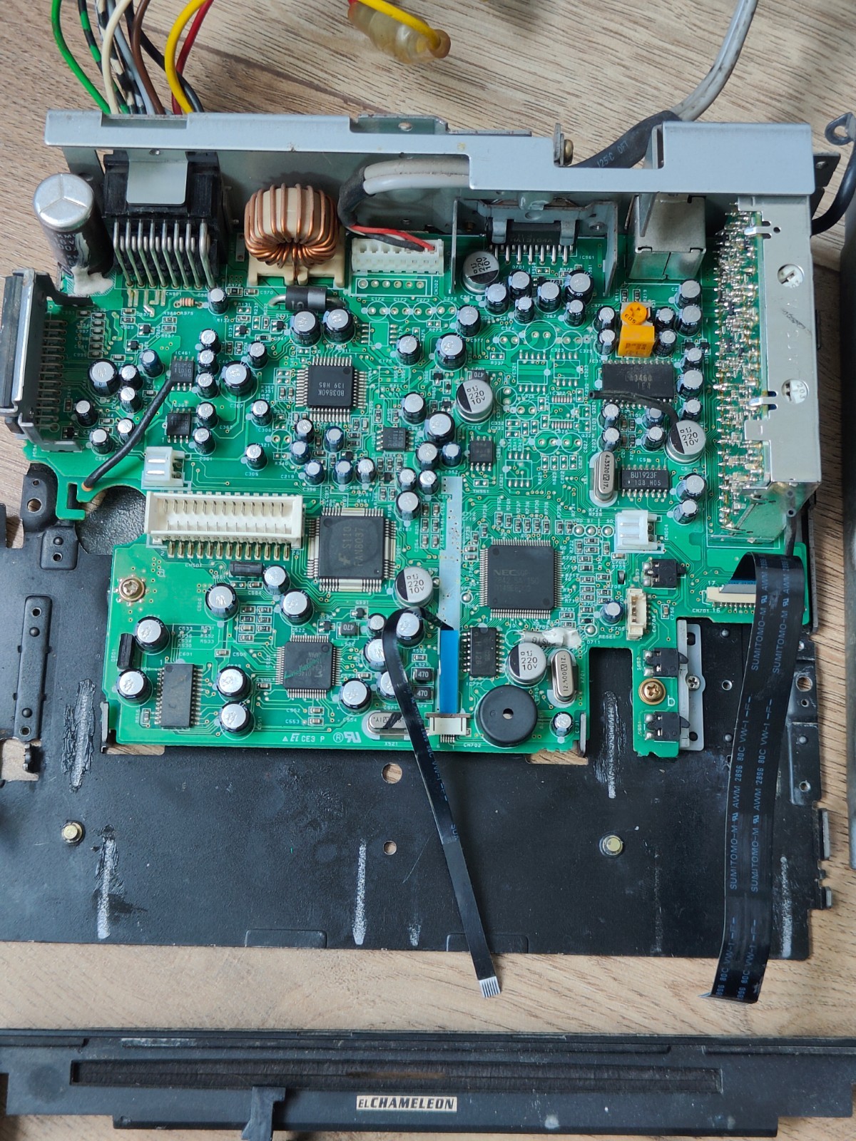 JVC KD-LX110R El Kameleon