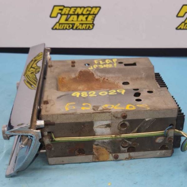 CORE A/M RADIO UNTESTED FITS 1962 DYNAMIC 1144627
