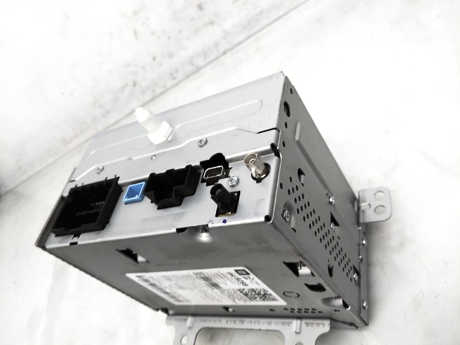2014-2015 Chevrolet Camaro Mylink Audio Receiver Unit – 84064074