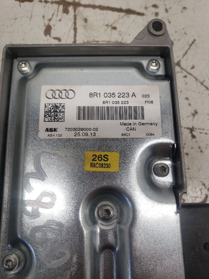 2013-2016 Audi A4 Radio Amplifier Trunk Mounted Stereo Receiver OEM 1370975