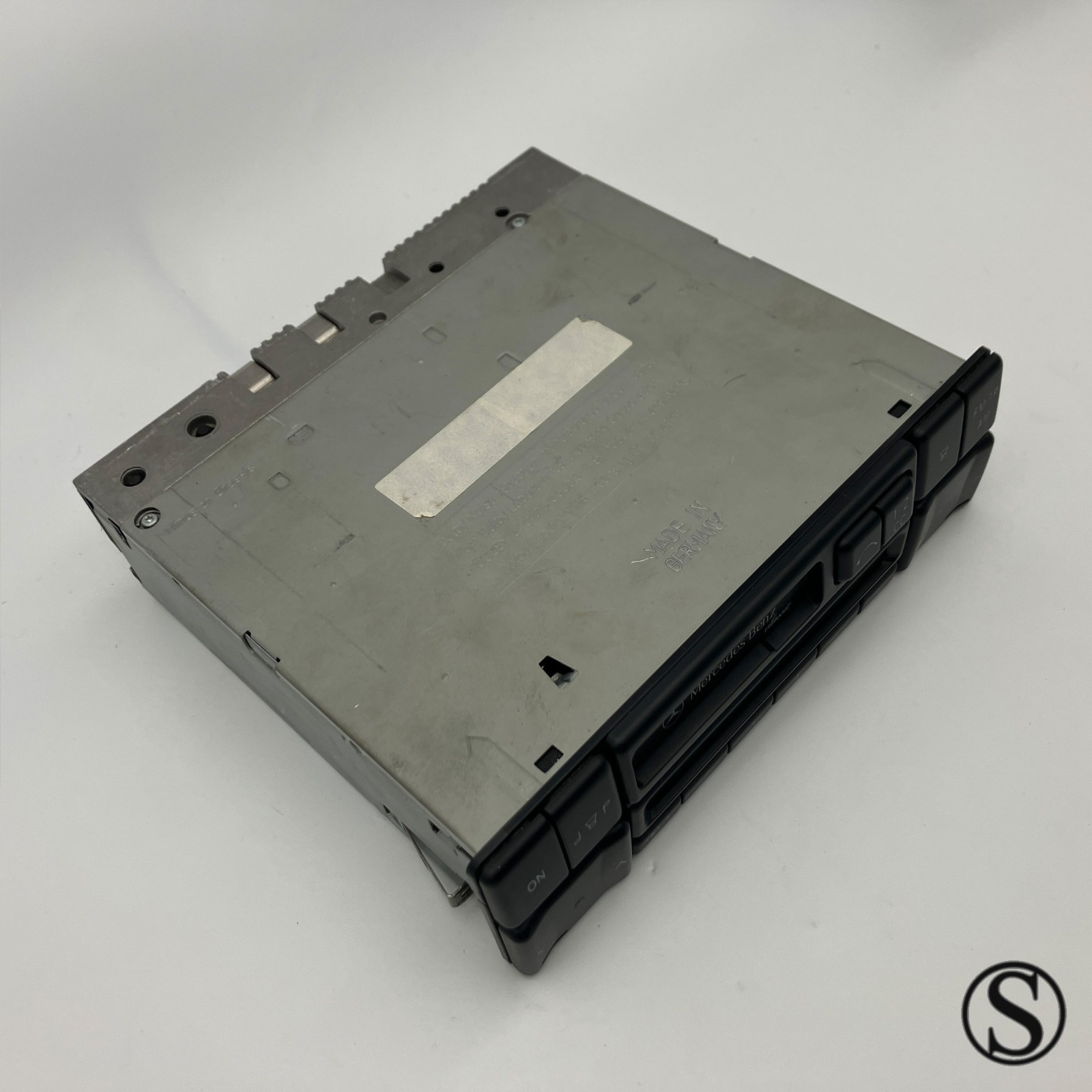 Mercedes-Benz Classic BE2011 Radio Becker W202 W210 W140 R170 R129 W463 S SLK SL