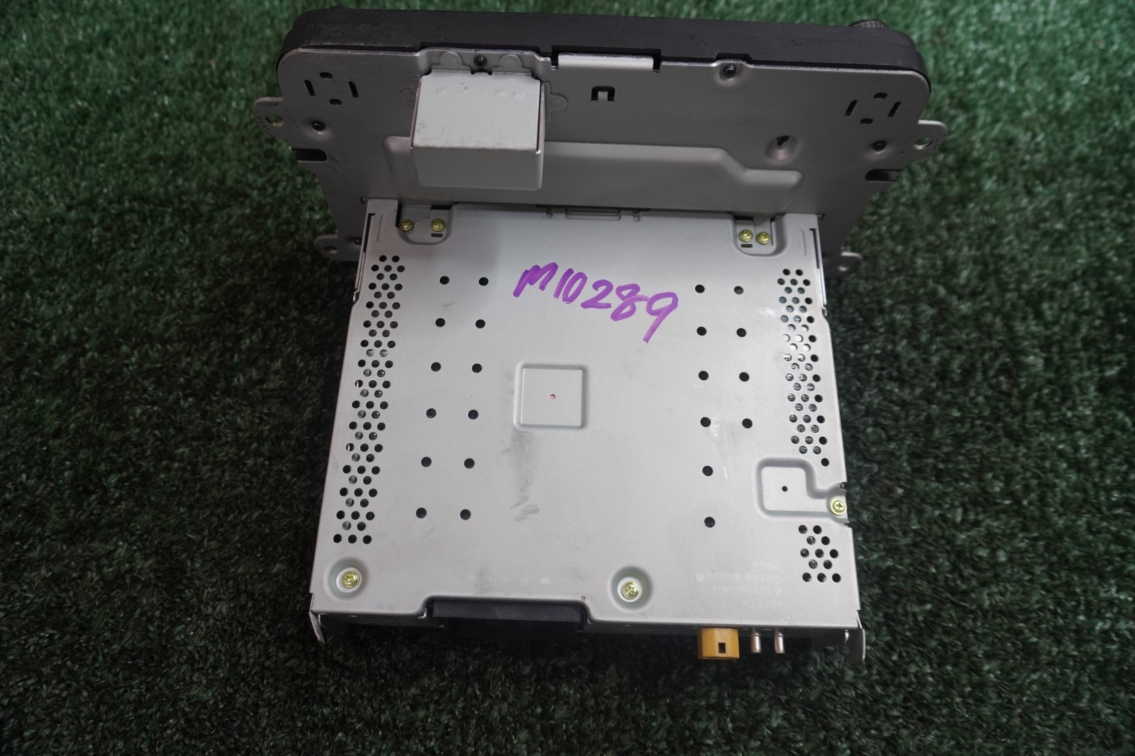 2017 VOLKSWAGEN JETTA Radio RECEIVER AM FM AUDIO CONTROL PANEL OEM 561035150A