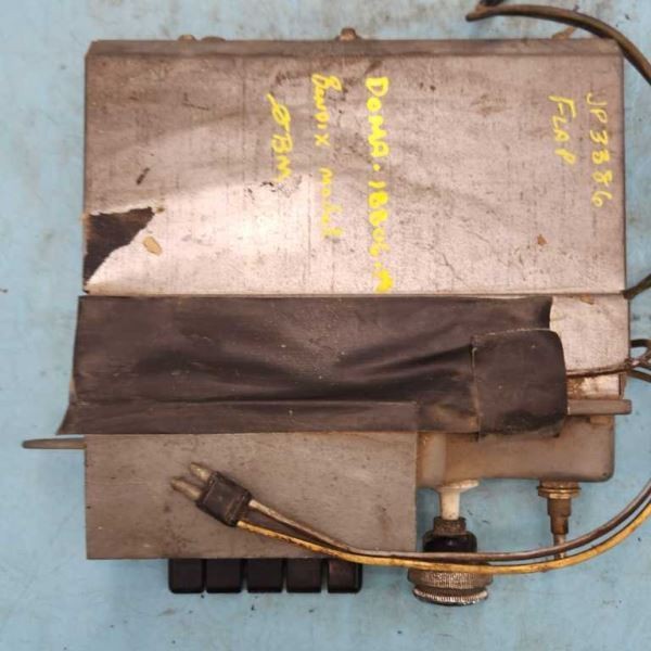AM UNTESTED RADIO “D0MA-18806/0BM” Fits 1970 MERCURY 1142272