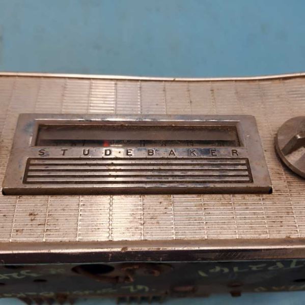 AM RADIO 12-VOLT FITS 1962 STUDEBAKER “UNTESTED” 1081549