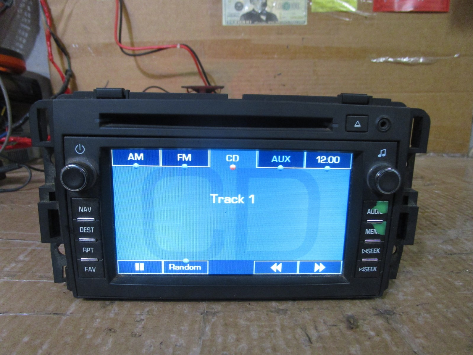 07-14 Buick Enclave Traverse Radio CD Player Display Screen 15921423 RLX2