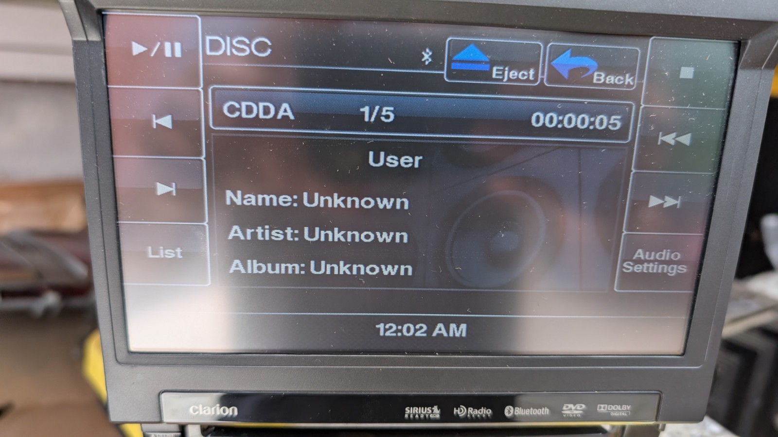 Clarion VZ401 CD/DVD in-dash receiver Head Unit Car/Auto w Wiring Harnes/Remote