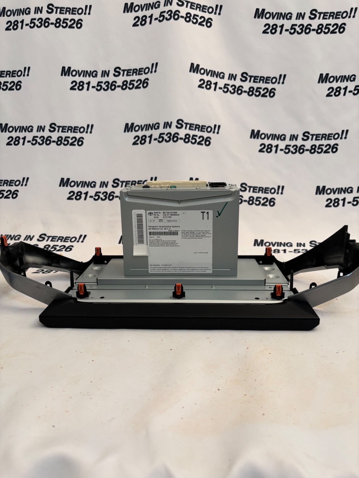 Toyota 86100-0C440 Radio Receiver Assembly 2022/2023