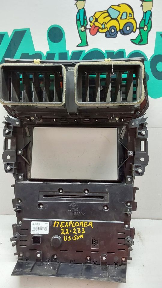 2017 Ford Explorer Radio Assembly W/ Temp Controls