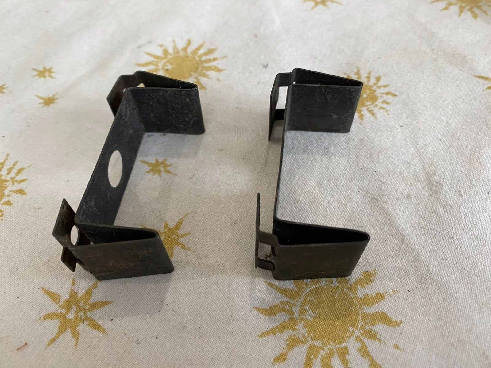 1970,s or 80,s front mounting car radio brackets, standard in dash mount 2x