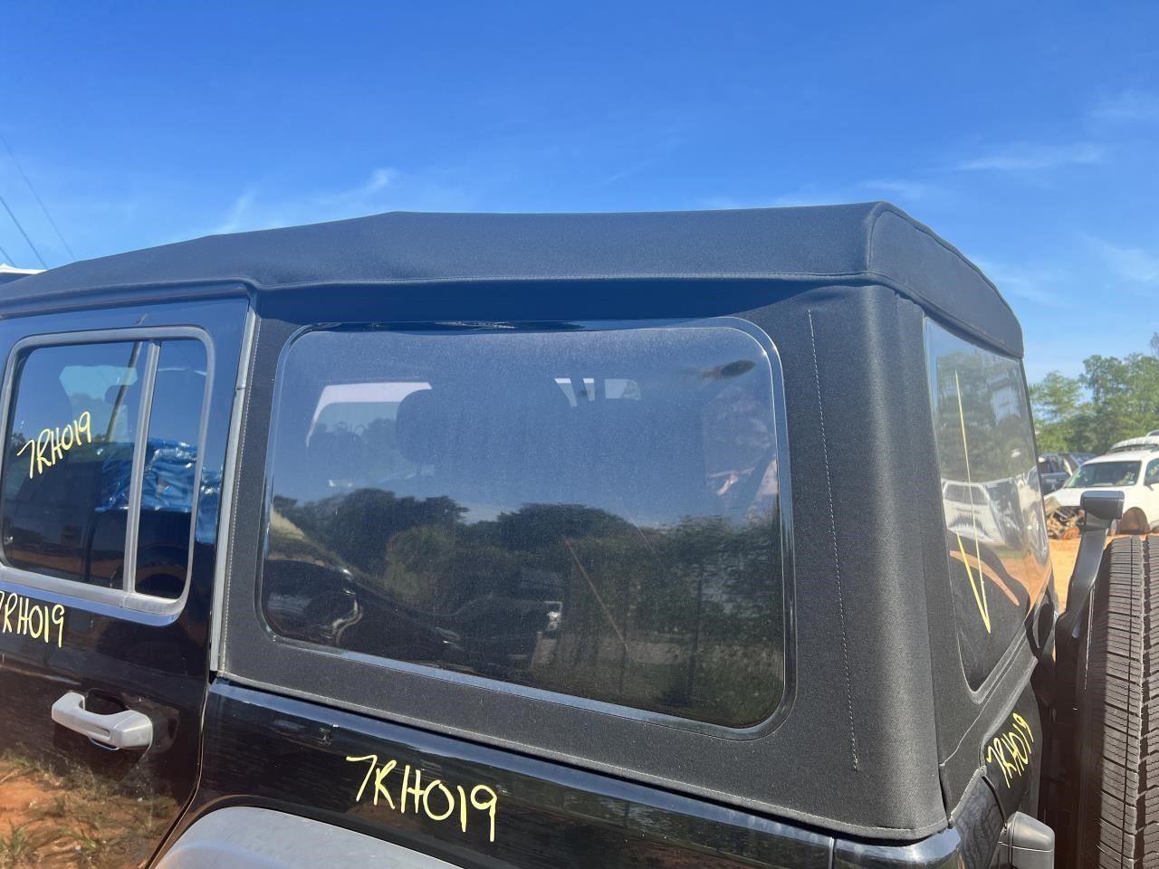 Audio Equipment Radio LHD Display And Receiver Fits 18-20 WRANGLER 104884241