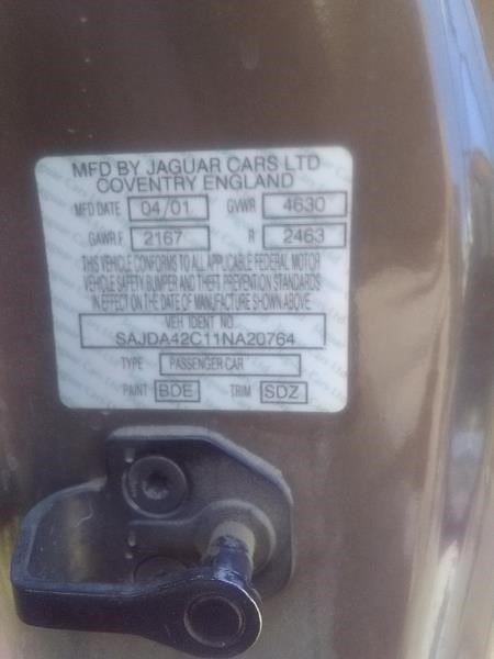 USED 01 XK8 TRUNK MOUNTED CD CHANGER AS SHOWN SHIPPED