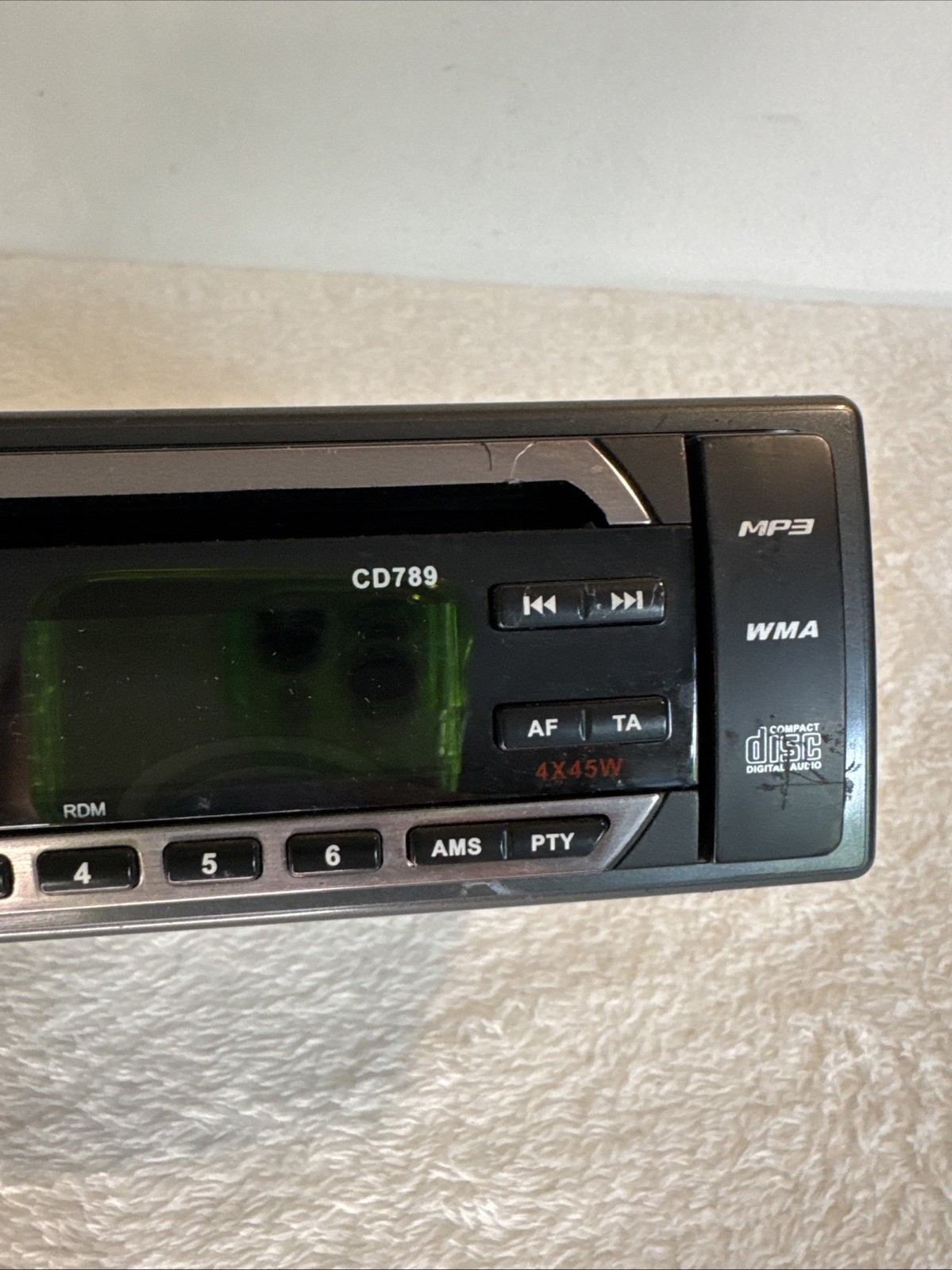 Sendai CD789 Used Car Stereo Head Unit CD/MP3 AM/FM In-Dash Not Tested