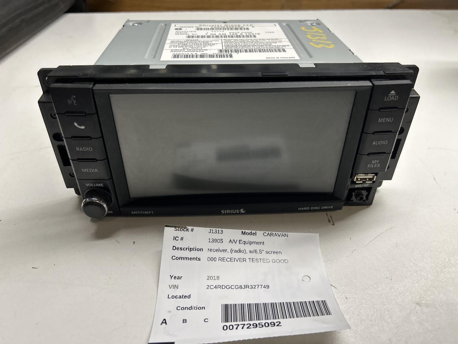 2012-2020 Dodge Caravan Radio/Receiver w/Display, 6.5″ Screen **MISSING KNOB**