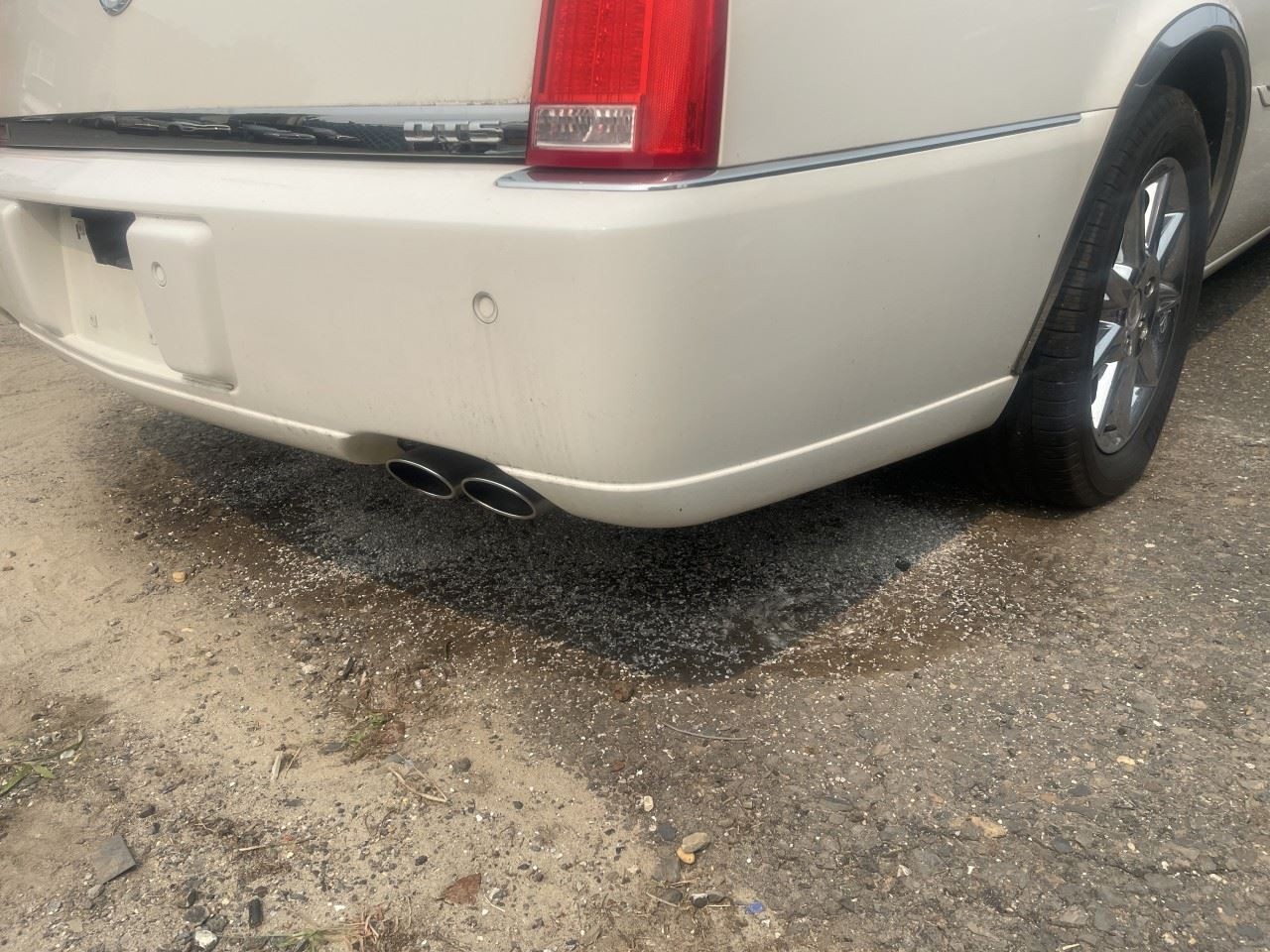Audio Equipment Radio Am-fm-stereo-cd changer-MP3 Opt US9 Fits 08-11 DTS 676018
