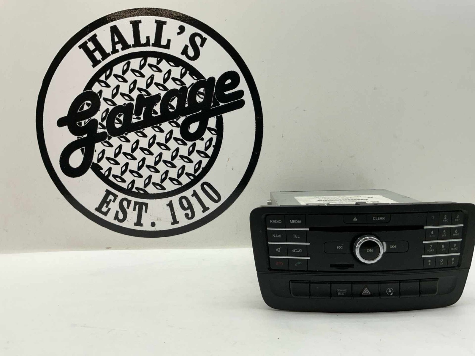 Audio & Visual Equip.(radio) MERCEDES GLA CLASS 17 156 Type GLA250 control dash
