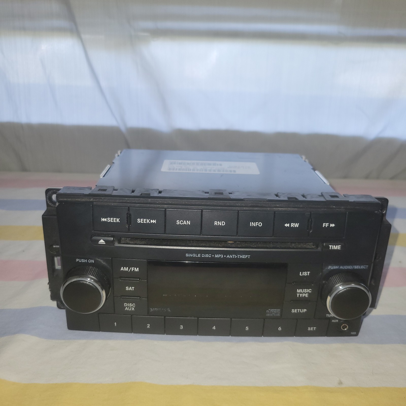 OEM Chrysler Dodge Jeep Ram AM/FM CD MP3 Sirius Radio P05091164AB
