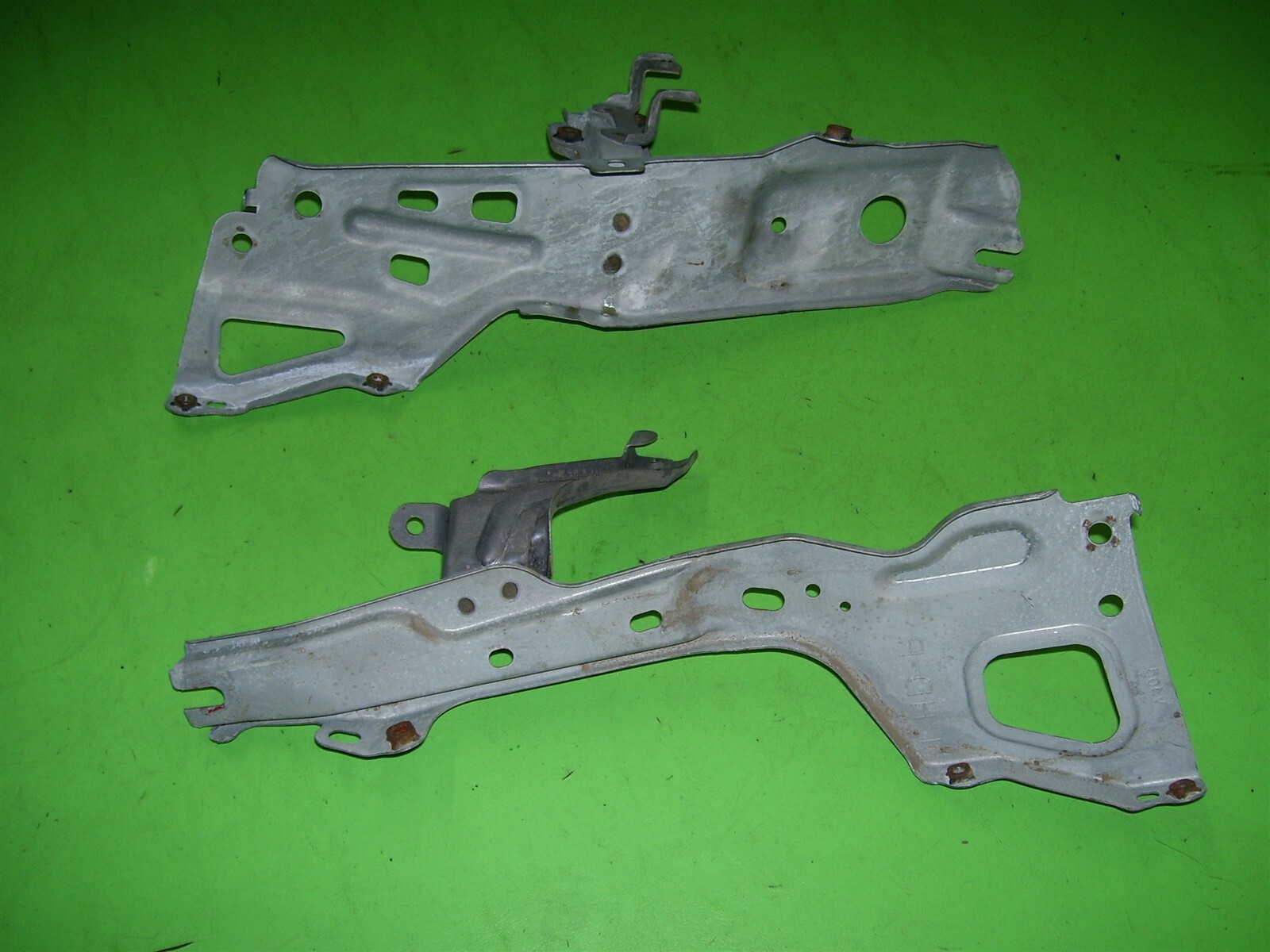 1995 Toyota Tacoma Radio Brackets Center Dash Dashboard SUPPORT BRACE oem