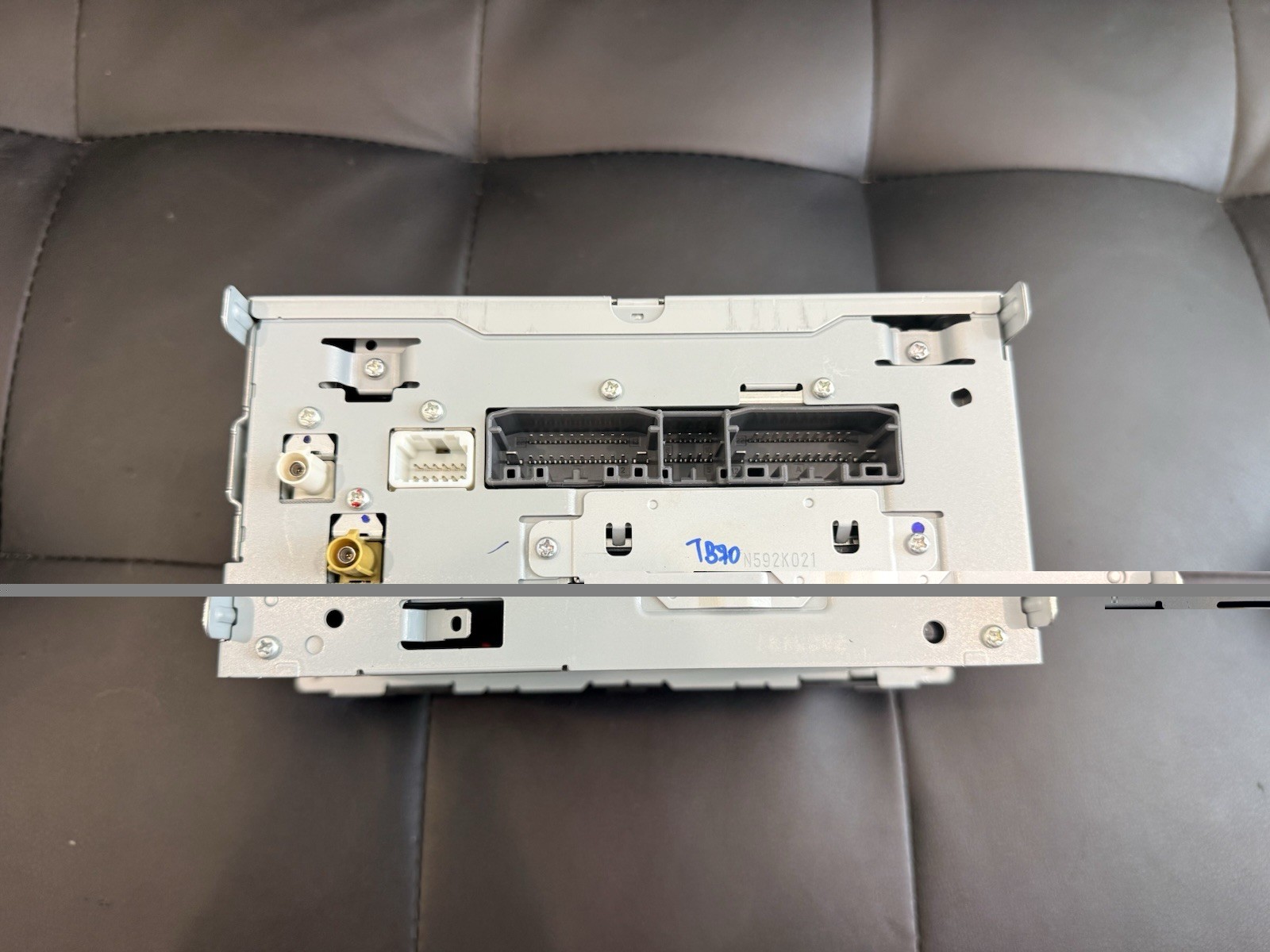 OEM 2011-2018 Jeep Wrangler JK MyGIG RHB 430N Navigation Radio P68363305AA