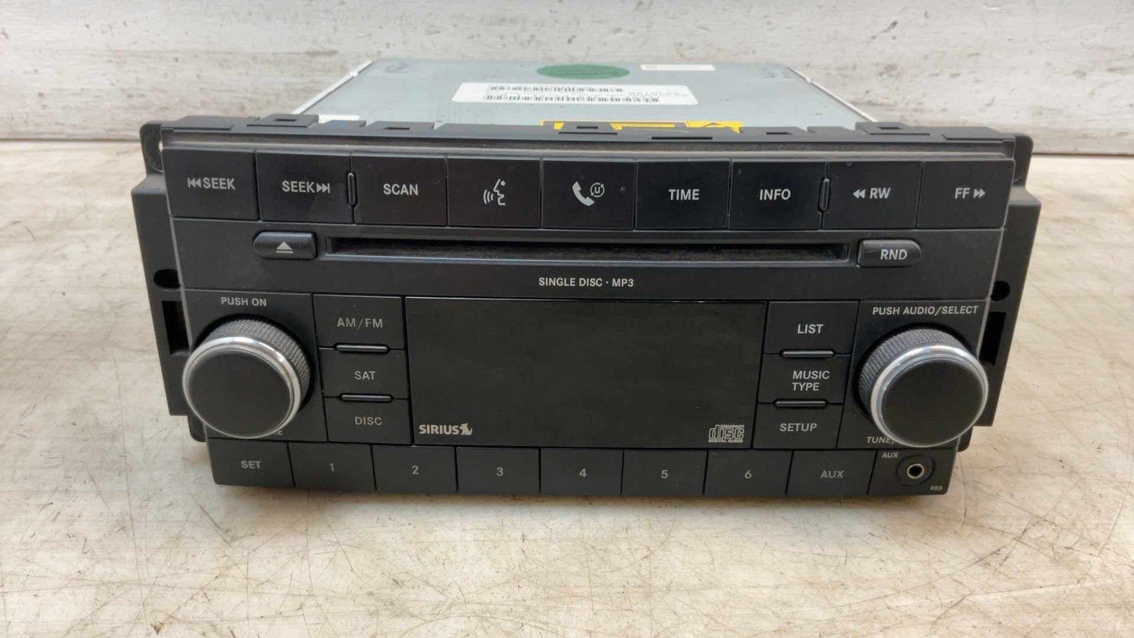 Jeep JK Wrangler OEM Stock Factory Radio RES P05064421AF 2007-2010 175911