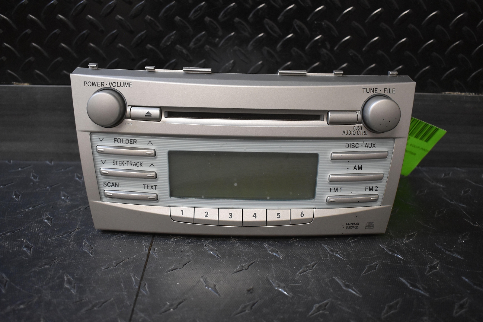 2007 – 2009 Toyota Camry AM FM CD MP3 WMA Stereo Radio Receiver 8612033890