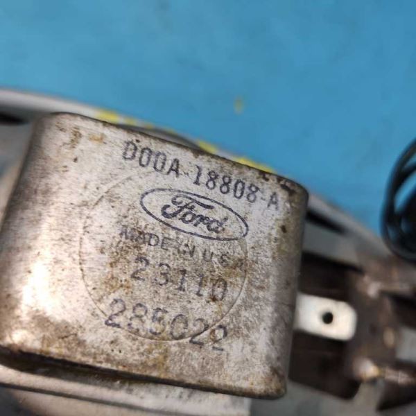 UNTESTED AM Radio “C9MA18806” Fits 1969 MERCURY 1144132