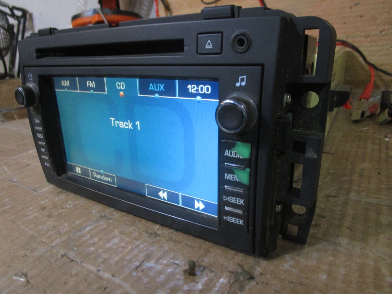 07-14 Buick Enclave Traverse Radio CD Player Display Screen 15921423 RLX2