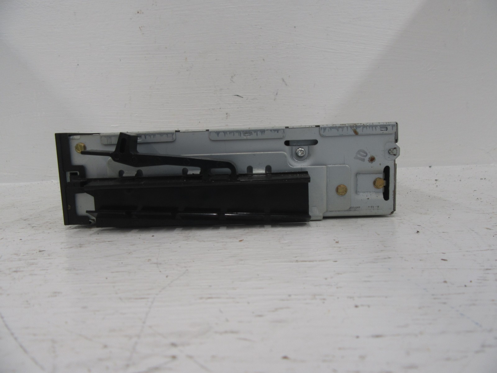 95-02 Chevrolet Silverado 1500 GMC Sierra Remote Slave CD Player 16240075