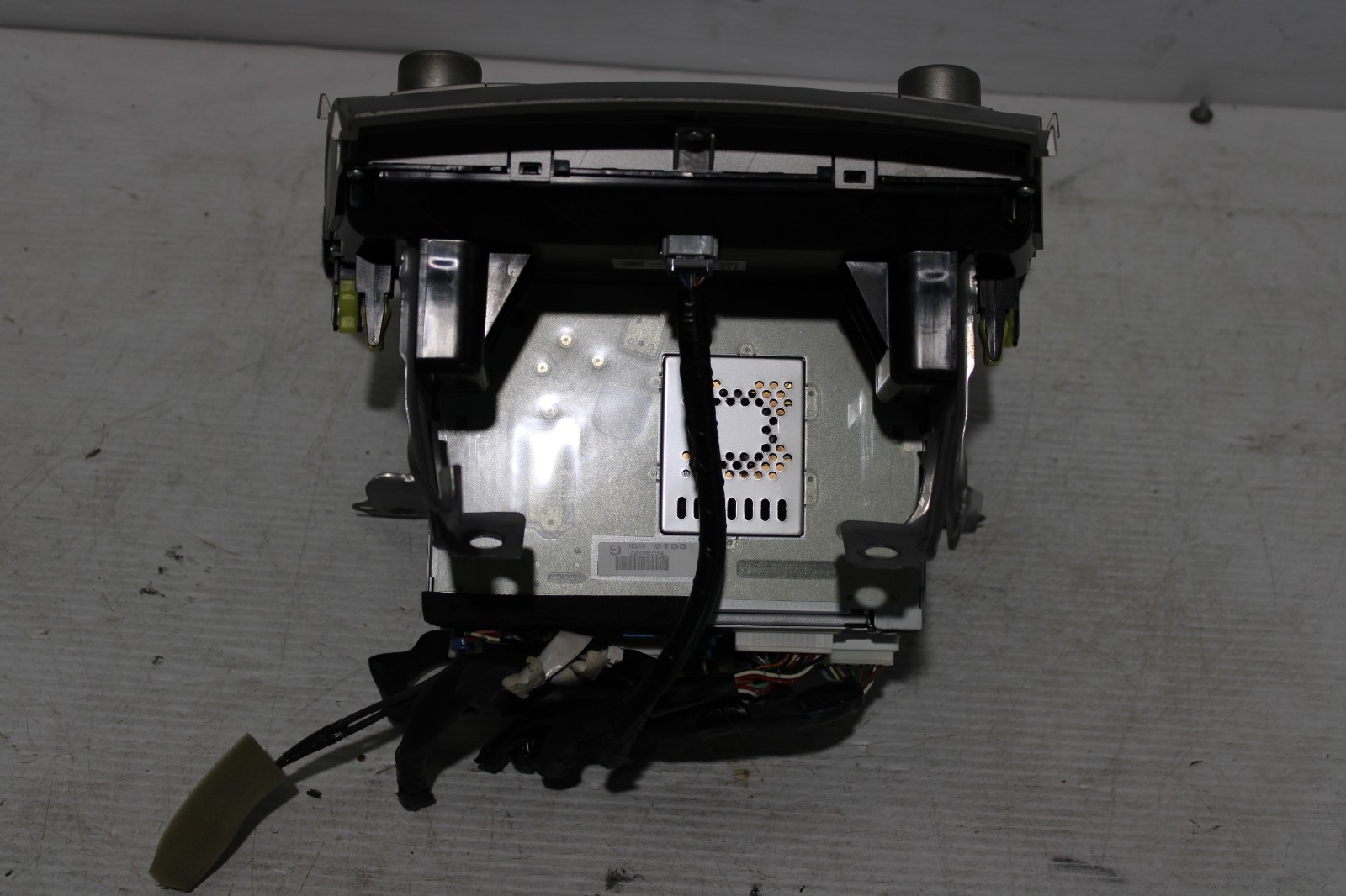 2010-2011 TOYOTA CAMRY RADIO GPS DISPLAY SCREEN TEMP CONTROL OEM 86120-06510