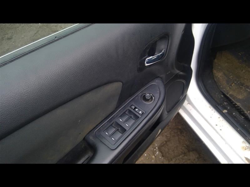 Audio Equipment Radio Receiver Am-fm-cd-dvd-hdd Fits 11-14 200 1168885