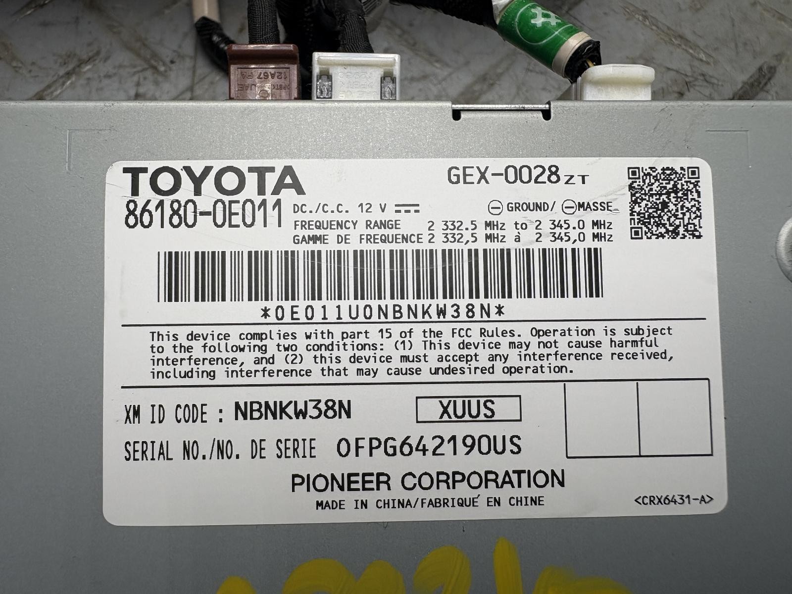 2015 Toyota Avalon Radio Reciever (AM-FM-CD-MP3) PART# 86180-0E011
