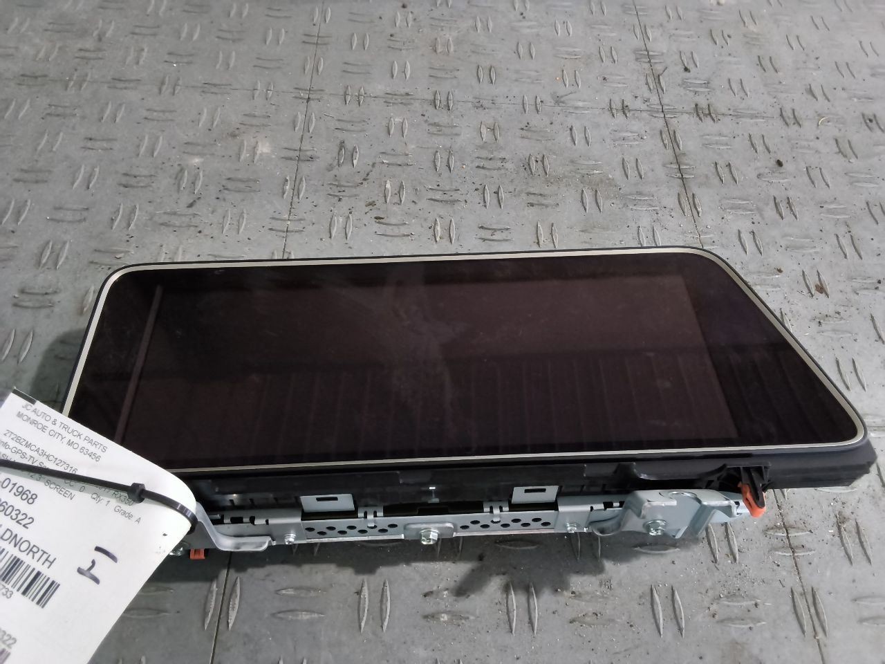 2016-2019 Lexus RX350 Front Radio 12.3″ Display Screen Center Dash Mounted