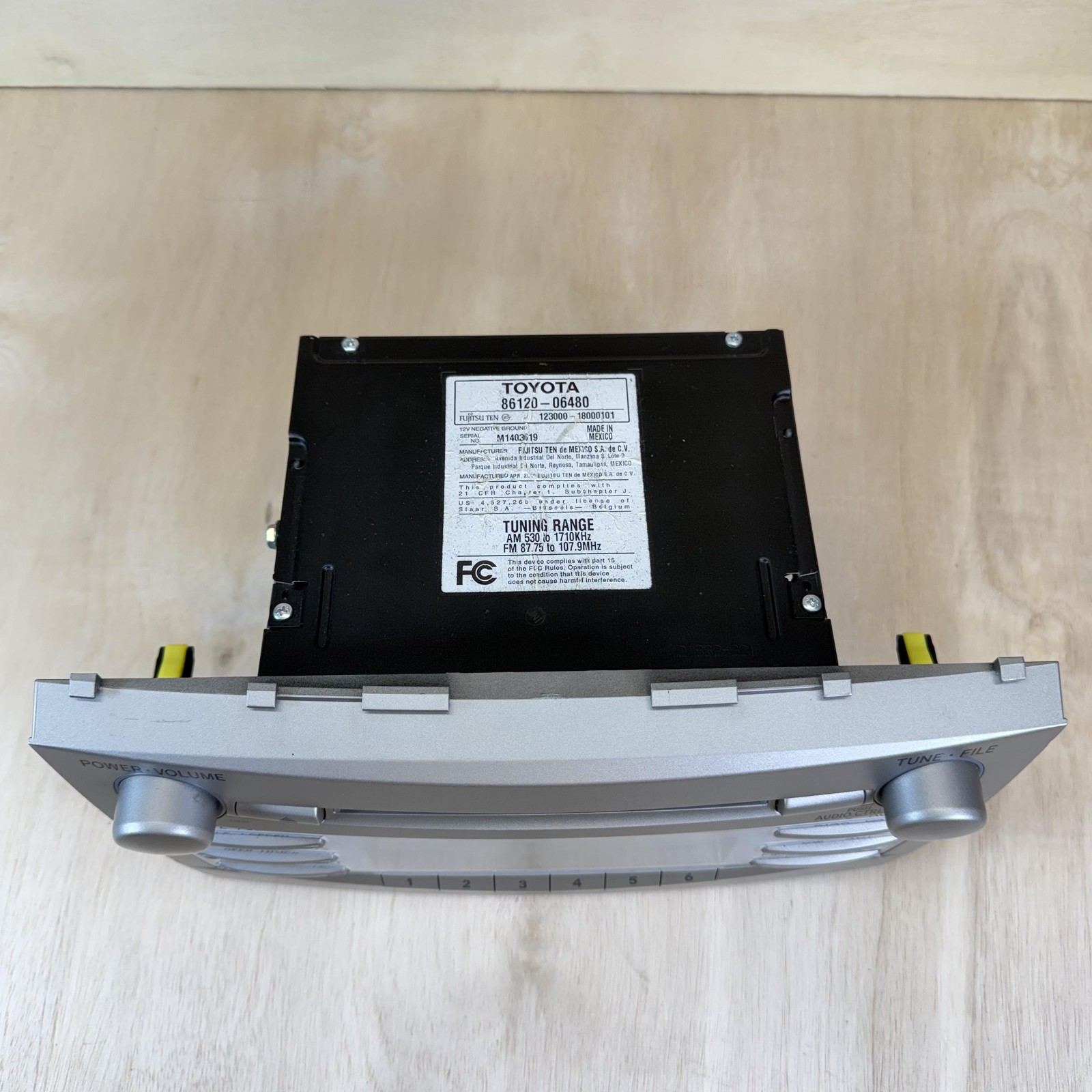 Toyota OEM Car Stereo Radio 86120-06480 CD MP3 WMA Satellite Silver Head Unit