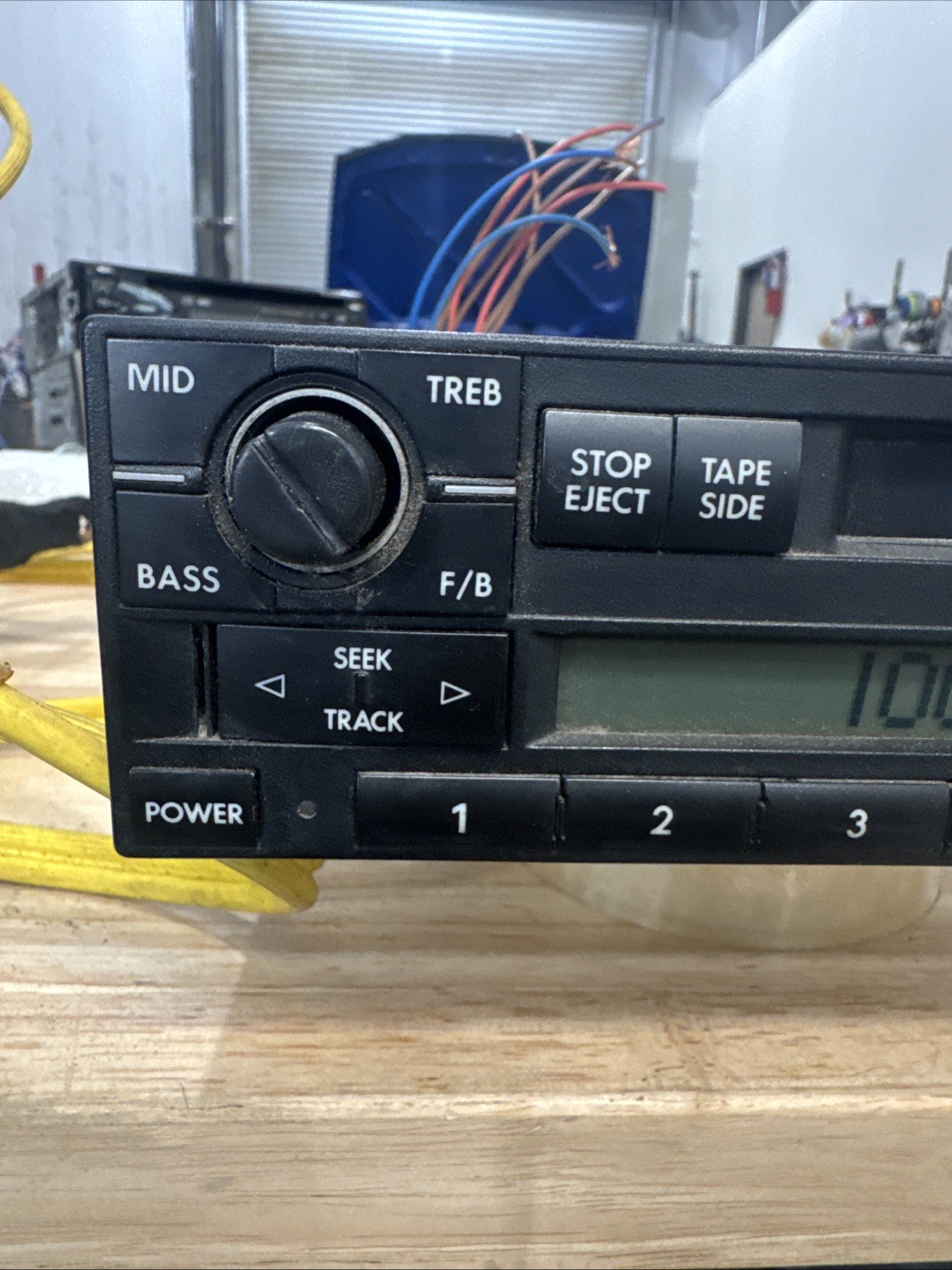VW Volkswagen OEM Factory 12v Stereo Radio
