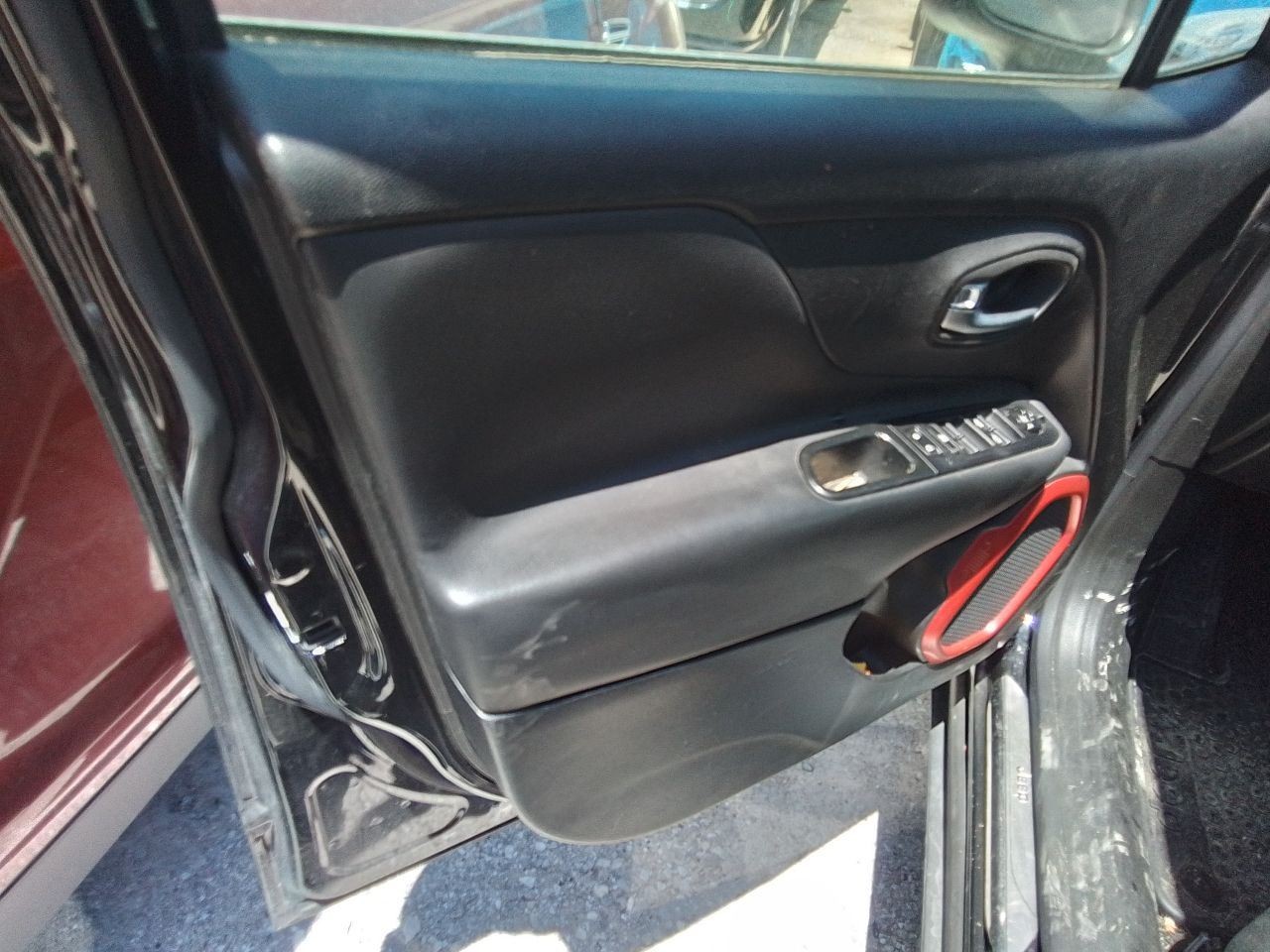2015-2017 Jeep RENEGADE Radio 5.0′ Touch Screen Display and Receiver w/Sirius