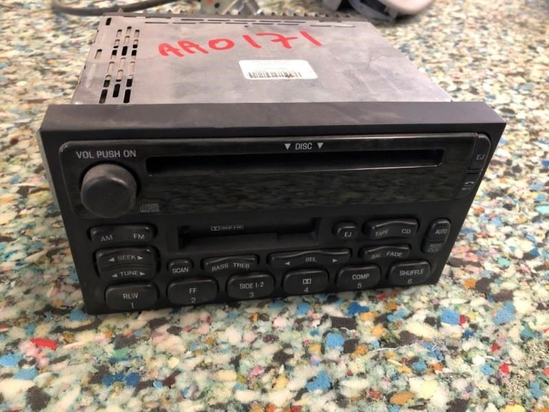 01 02 Nissan Quest AM FM CD Cassette Radio Stereo 1F5F-18C868-A1A As Shown