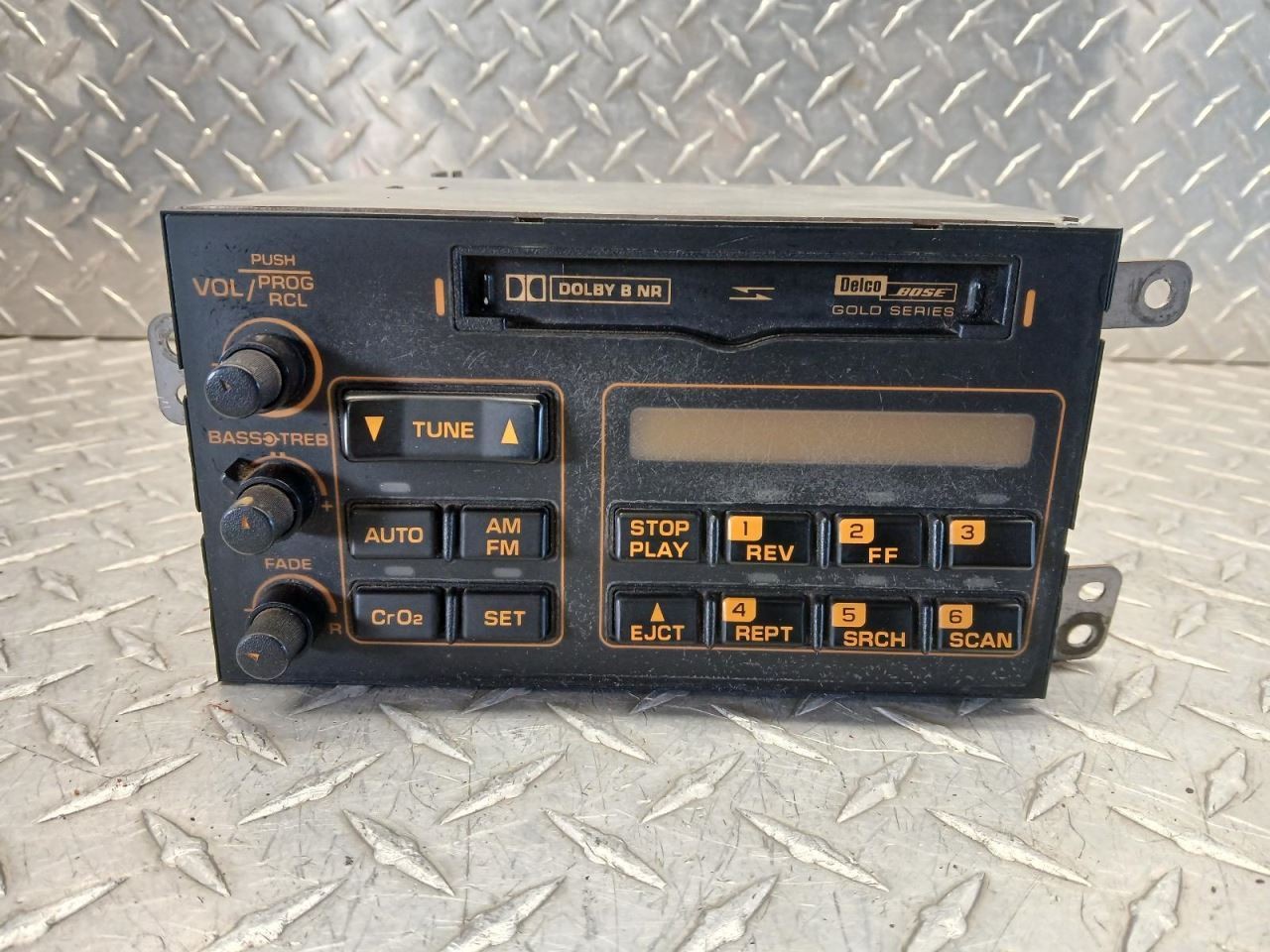 90-93 CORVETTE C4 RADIO CONTROLLER BOSE DELCO AM FM CASSETTE