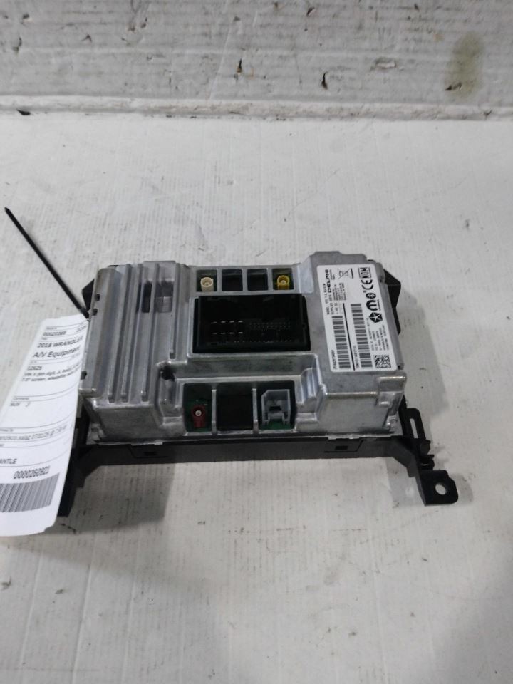Audio Equipment Radio LHD Display And Receiver Fits 18-20 WRANGLER 509324