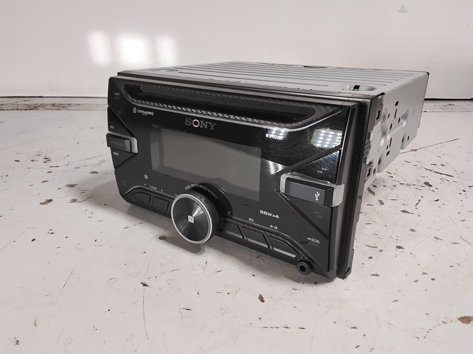 Sony WX-920BT Double Din CD Bluetooth USB AUX AM FM Radio Receiver