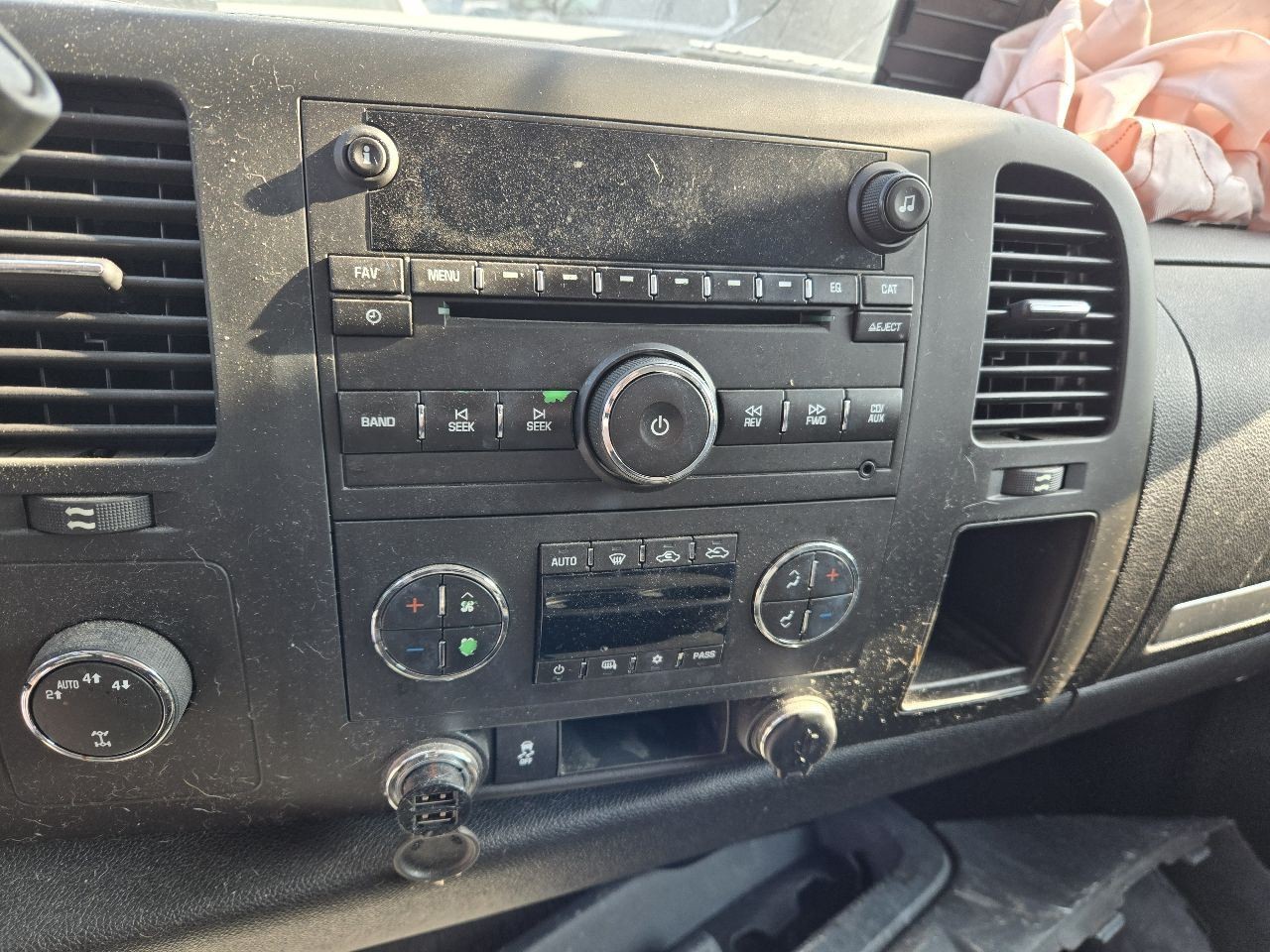 2010-2013 Chevy Silverado Radio AM FM Stereo CD MP3 USB opt UUI