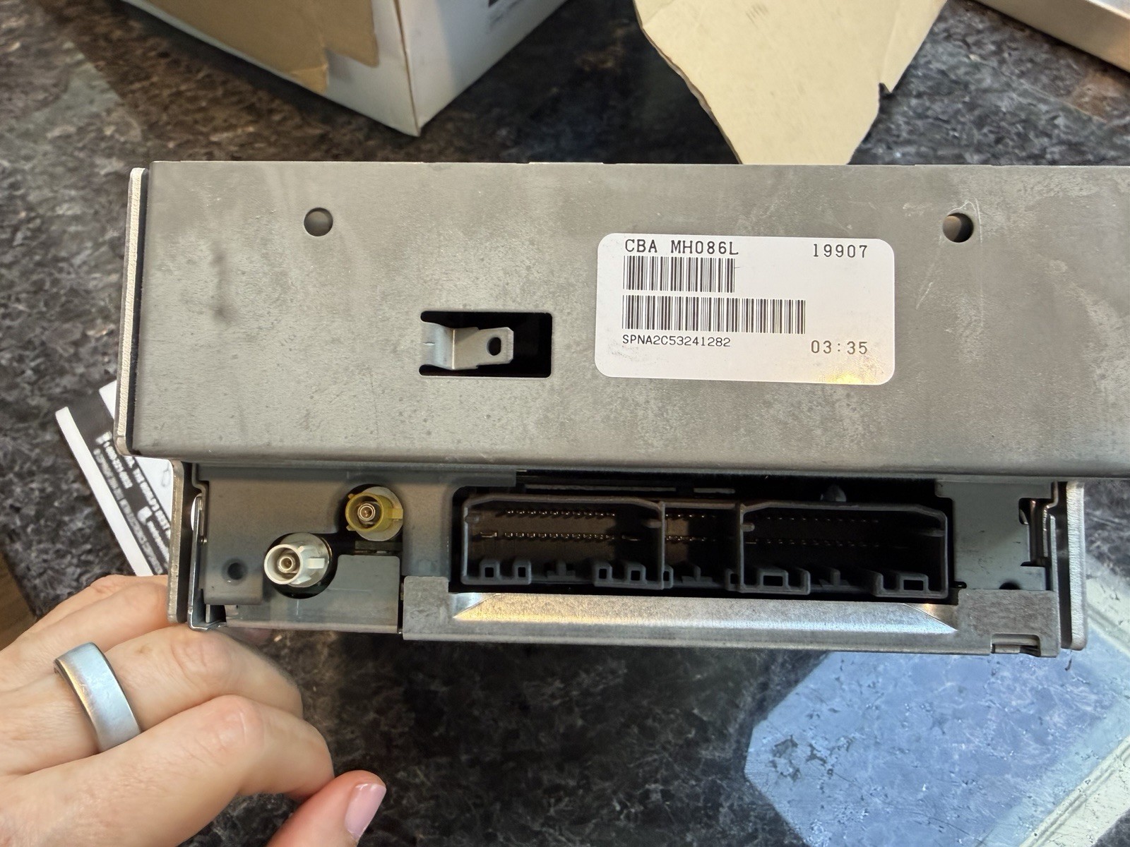 OEM Mopar Chrysler Dodge Jeep Radio CD MP3 AM FM P05064421AD Untested