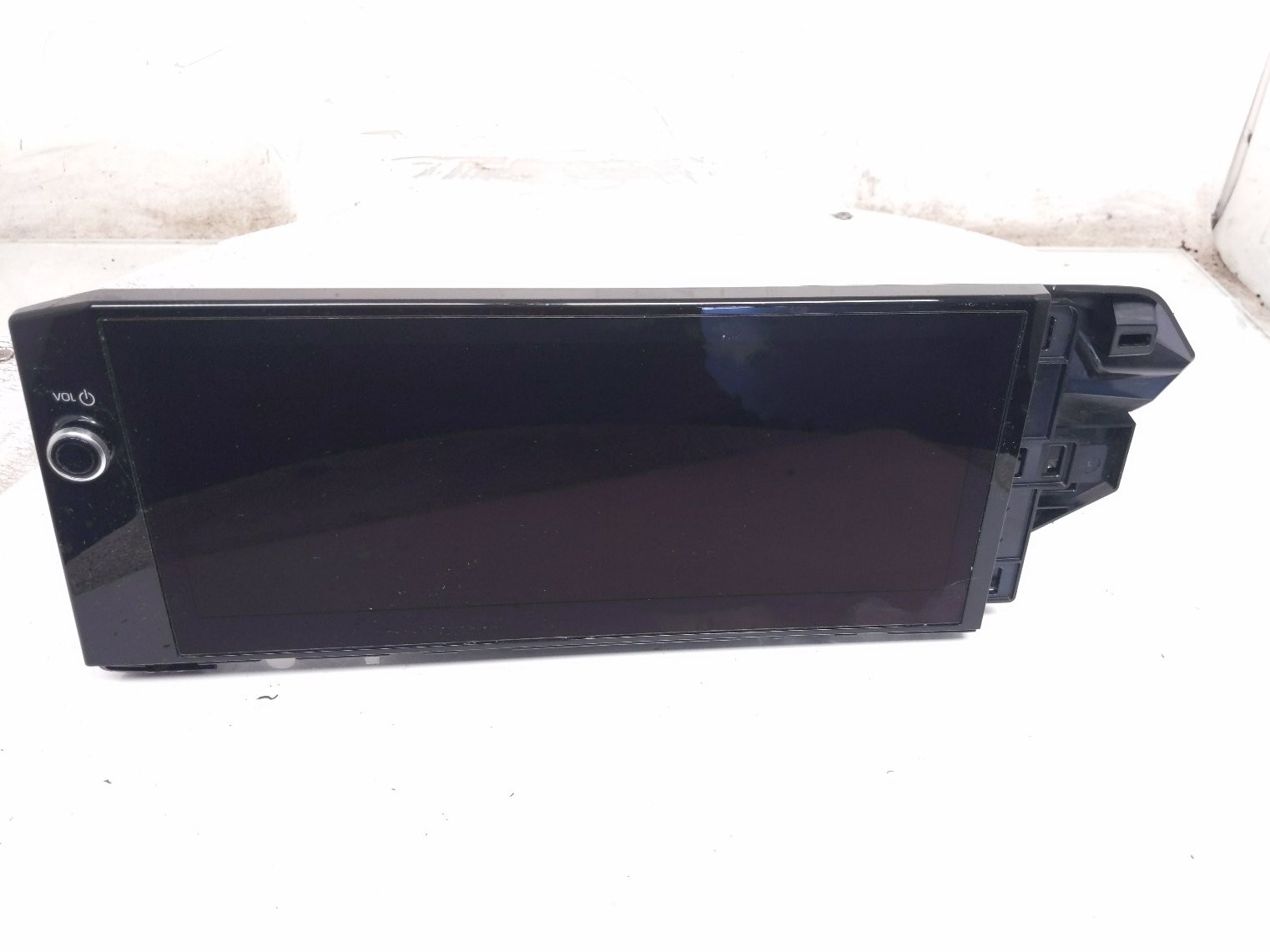 2025-2026 Toyota Camry Audio Radio Receiver & Screen Display 86100-Aq010 W/O Jbl