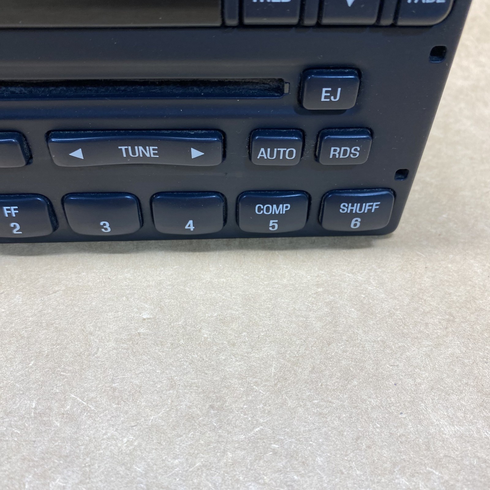 99-04 Ford F150 F-150 AM FM CD Player Radio Receiver Black 1L3F-18C869-AA OEM