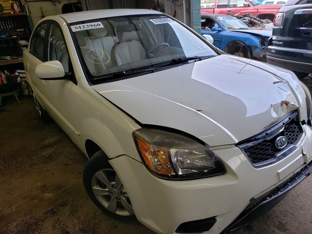 Audio Equipment Radio Receiver AM-FM-CD-MP3-satellite Fits 09-11 RIO 1197124