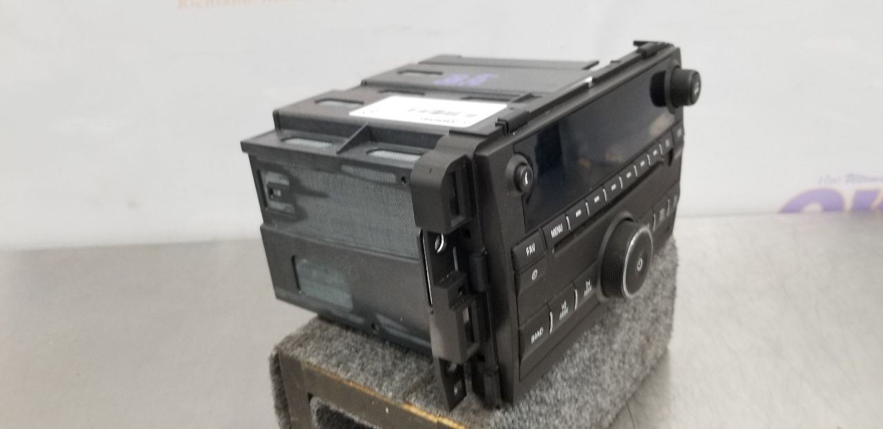 14 GMC YUKON XL SLT 4X4 5.3L RADIO AUDIO AM FM STEREO CD MP3 USB 20934593 OEM