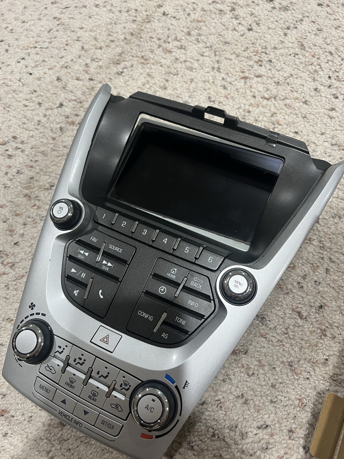 2016-2017 GMC Terrain OEM Radio. Factory Original Used. No Problems