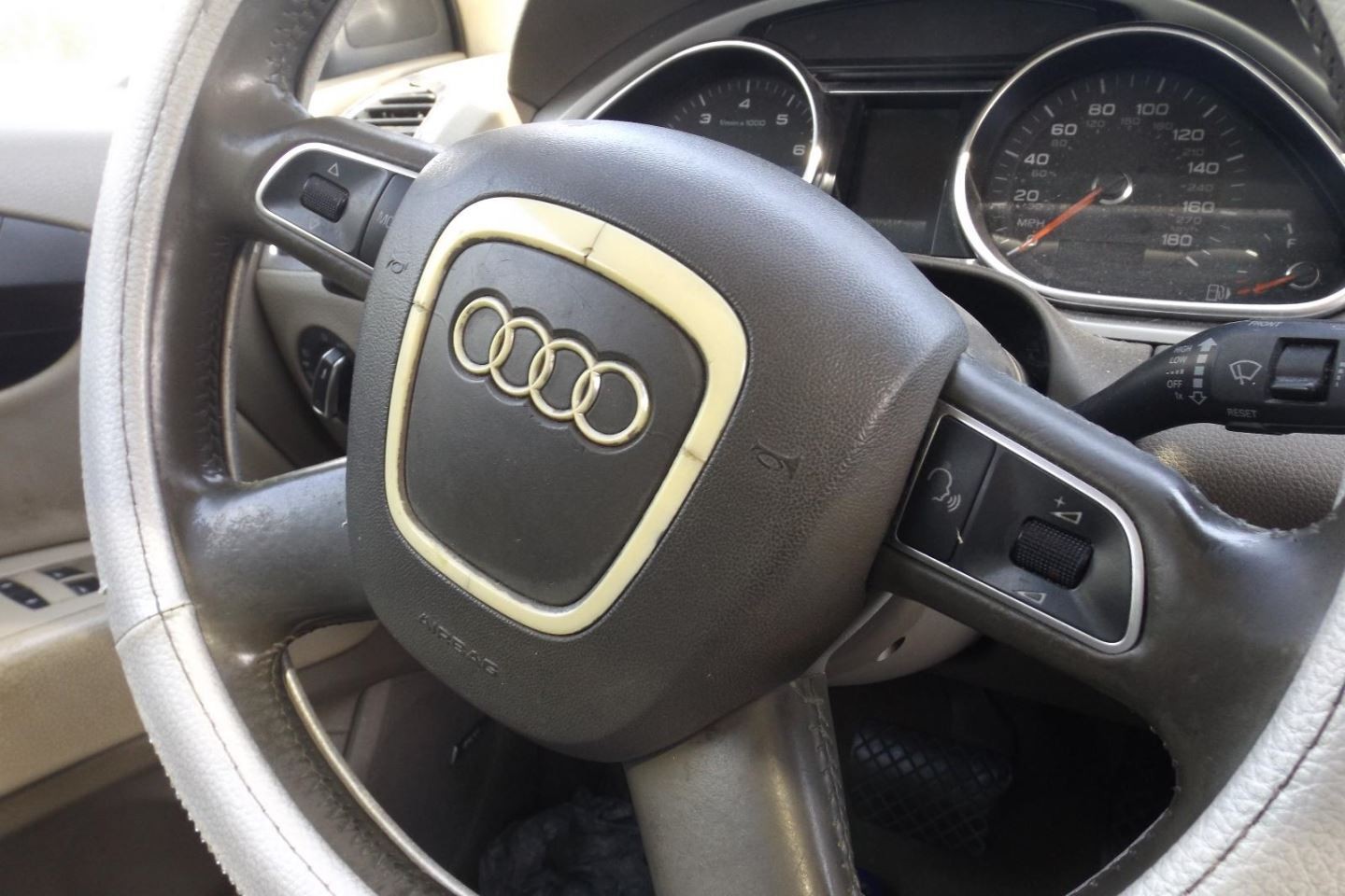 Audio Equipment Radio Control Panel Console Mounted Fits 10-11 AUDI Q7 1670289