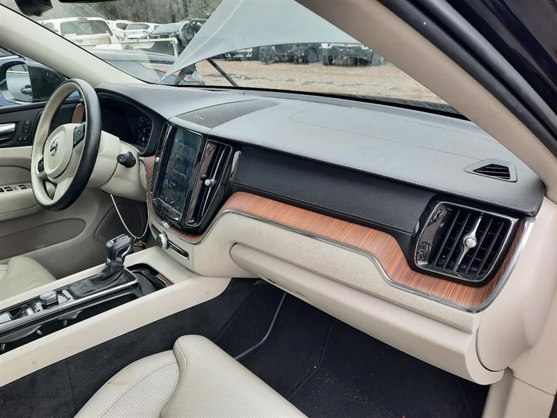 19 2019 VOLVO XC60 OEM RADIO RECEIVER 31466984